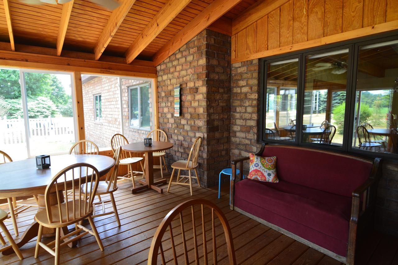 Hop & Vine Inn Fennville Luaran gambar